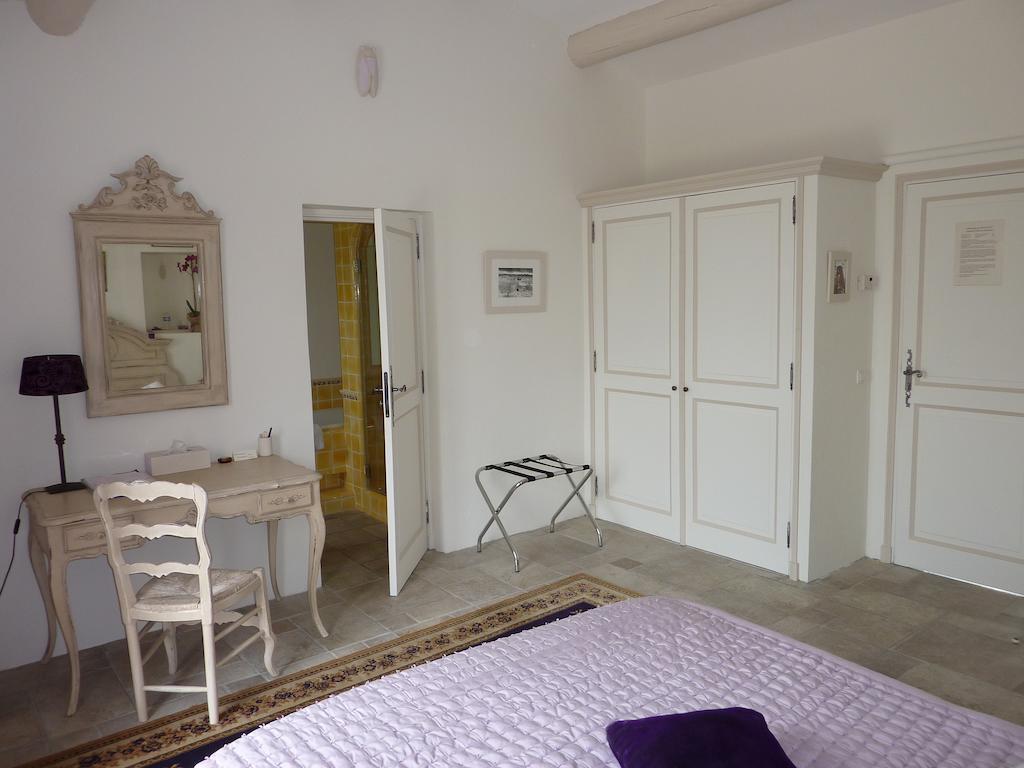 Le Mas Del Sol Bed and Breakfast Bonnieux Rum bild